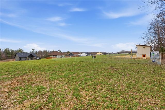 1637 Smartt Station Rd, Morrison, TN 37357