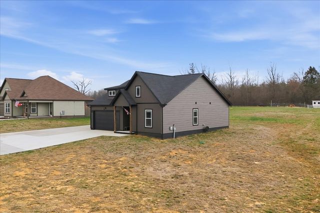 1637 Smartt Station Rd, Morrison, TN 37357