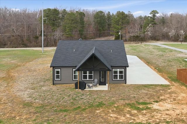 1637 Smartt Station Rd, Morrison, TN 37357