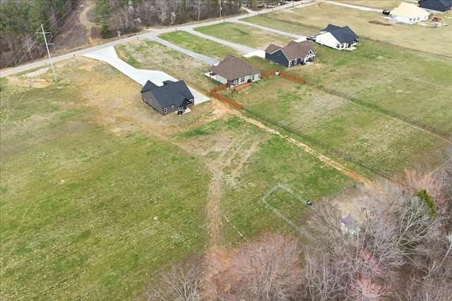 1637 Smartt Station Rd, Morrison, TN 37357