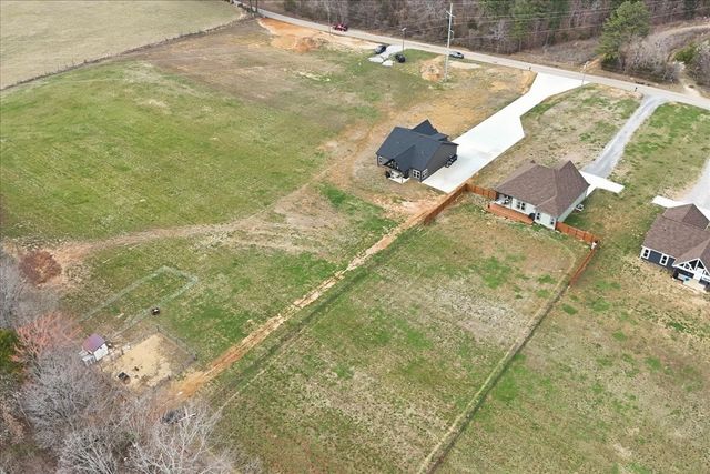 1637 Smartt Station Rd, Morrison, TN 37357