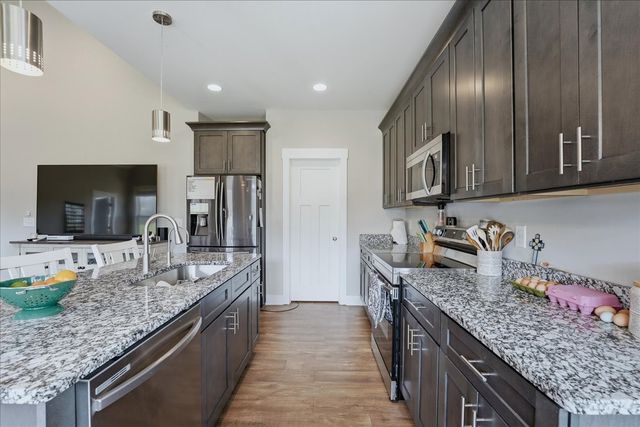 1637 Smartt Station Rd, Morrison, TN 37357