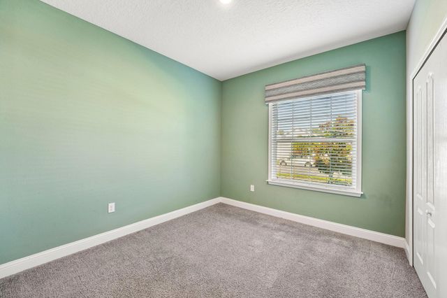 5 Rivertown Rd, Palm Coast, FL 32137