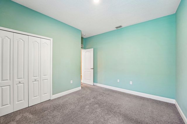 5 Rivertown Rd, Palm Coast, FL 32137