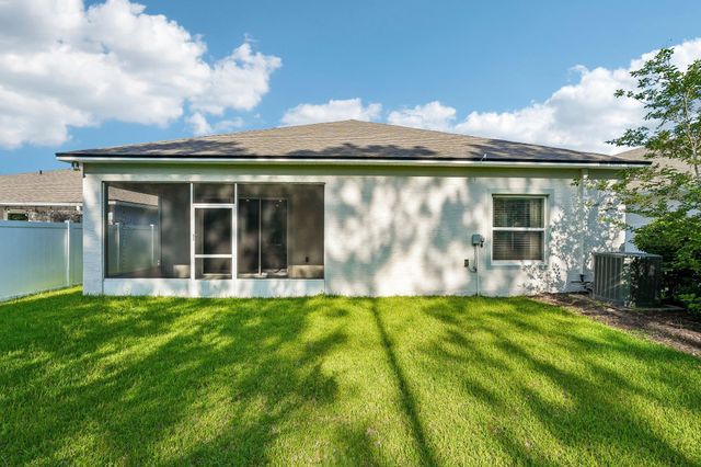 5 Rivertown Rd, Palm Coast, FL 32137