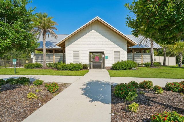 5 Rivertown Rd, Palm Coast, FL 32137