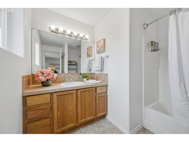 1120 ALYSSUM Ave, Forest Grove, OR 97116