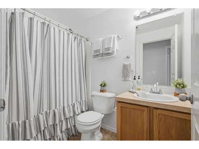 1120 ALYSSUM Ave, Forest Grove, OR 97116