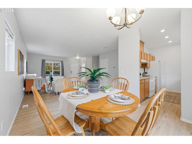 1120 ALYSSUM Ave, Forest Grove, OR 97116