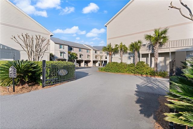 303 Hidden Harbor Way, Brunswick, GA 31525