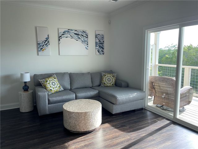 303 Hidden Harbor Way, Brunswick, GA 31525