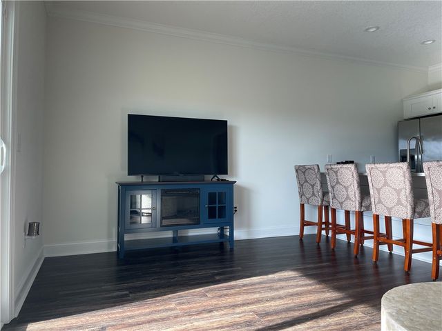 303 Hidden Harbor Way, Brunswick, GA 31525