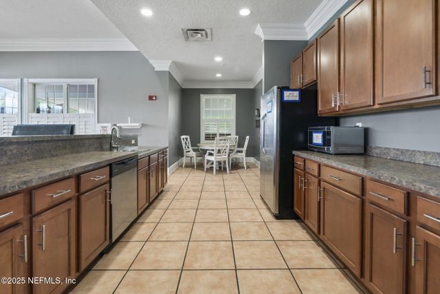 8218 GREEN PARROT Road, 105, Jacksonville, FL 32256