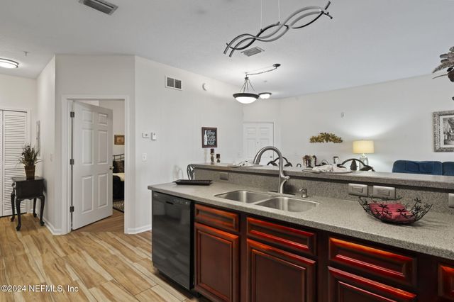8218 GREEN PARROT Road, 105, Jacksonville, FL 32256