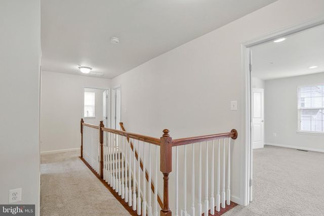 10472 PONDEROSA PINE AVE, Waldorf, MD 20603