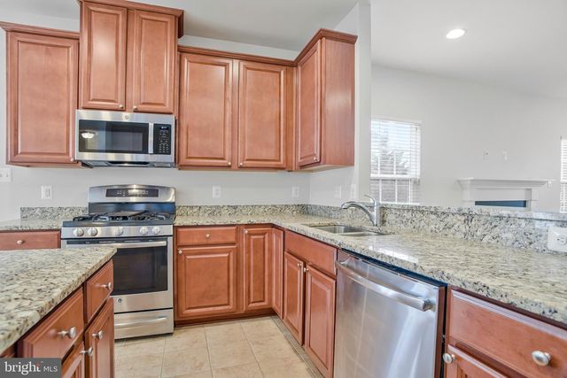 10472 PONDEROSA PINE AVE, Waldorf, MD 20603