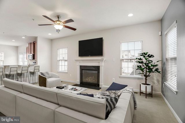 10472 PONDEROSA PINE AVE, Waldorf, MD 20603