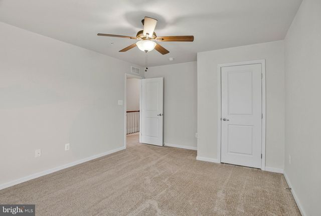 10472 PONDEROSA PINE AVE, Waldorf, MD 20603