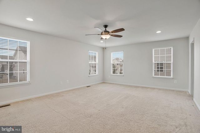 10472 PONDEROSA PINE AVE, Waldorf, MD 20603