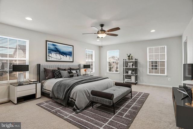 10472 PONDEROSA PINE AVE, Waldorf, MD 20603