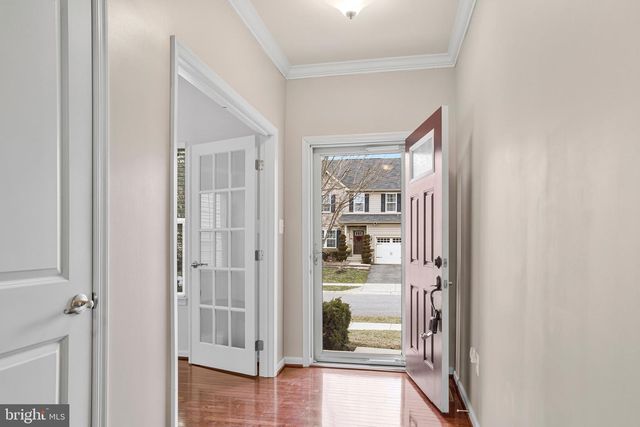 10472 PONDEROSA PINE AVE, Waldorf, MD 20603