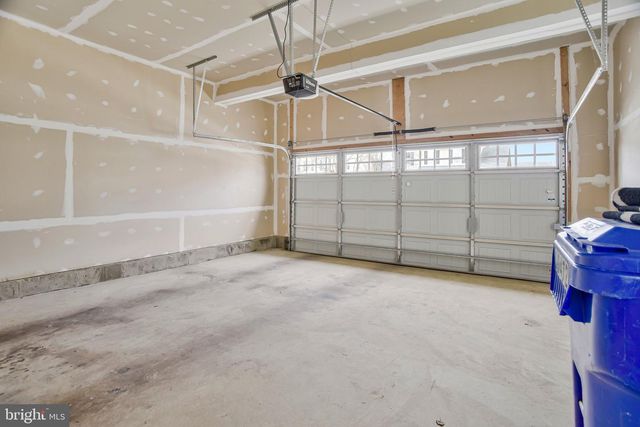 10472 PONDEROSA PINE AVE, Waldorf, MD 20603