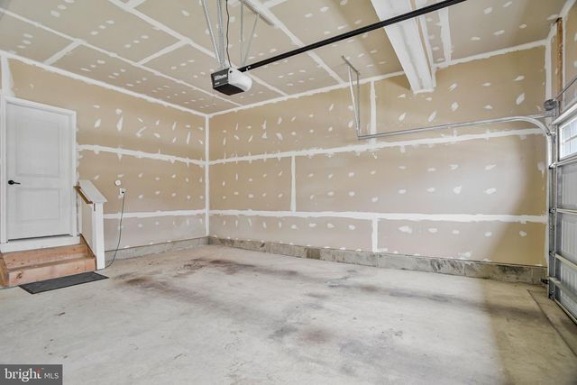 10472 PONDEROSA PINE AVE, Waldorf, MD 20603