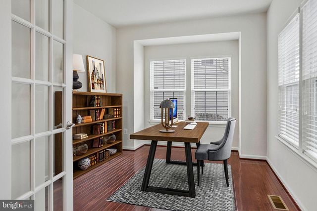 10472 PONDEROSA PINE AVE, Waldorf, MD 20603