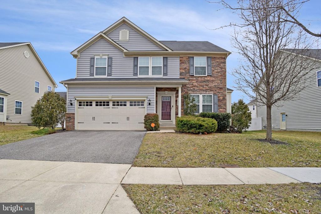 10472 PONDEROSA PINE AVE, Waldorf, MD 20603