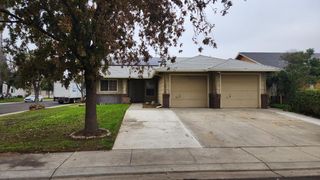 1305 Levi Dr, Modesto, CA 95351