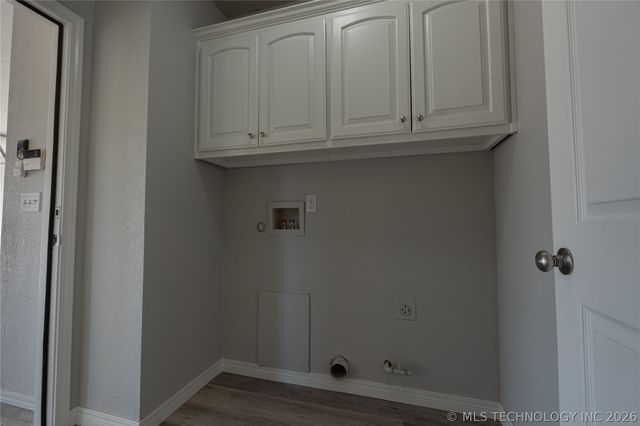 1019 E 146th Street S, Glenpool, OK 74033