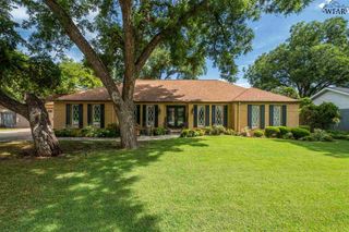 2406 LOU LANE, Wichita Falls, TX 76308