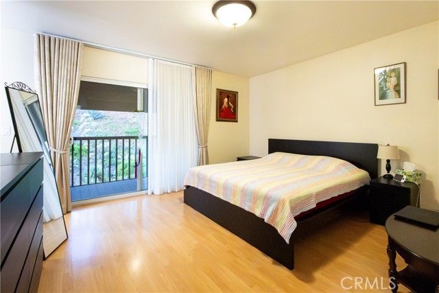 9551 Via Ricardo, Burbank, CA 91504