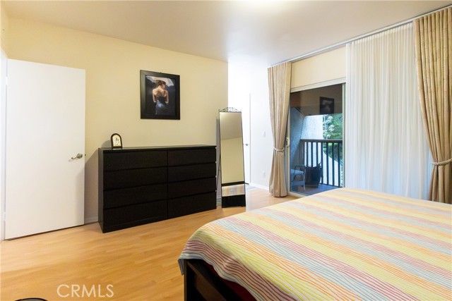 9551 Via Ricardo, Burbank, CA 91504