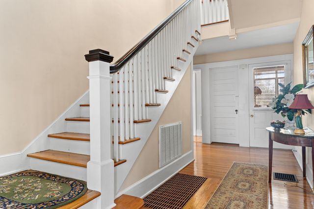 302 N 1st Street, Cameron, SC 29030