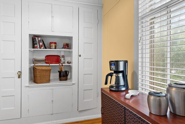 302 N 1st Street, Cameron, SC 29030