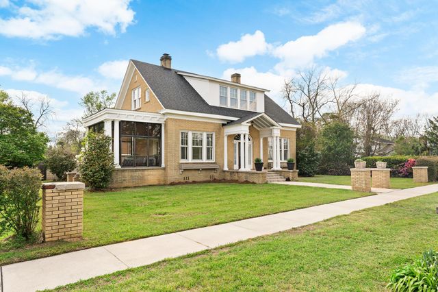 302 N 1st Street, Cameron, SC 29030