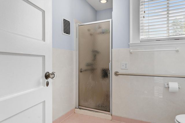 302 N 1st Street, Cameron, SC 29030