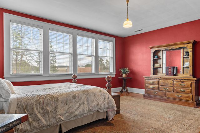 302 N 1st Street, Cameron, SC 29030