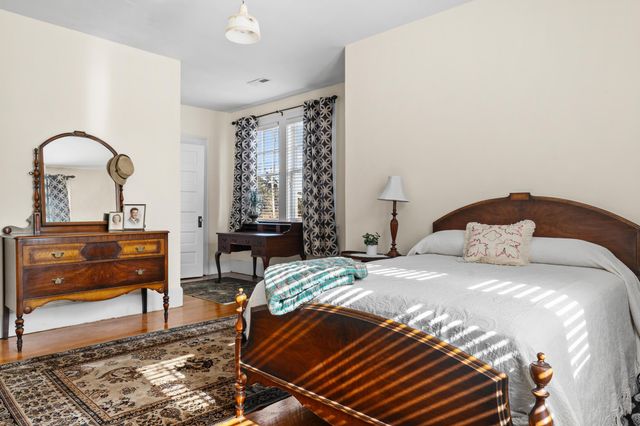 302 N 1st Street, Cameron, SC 29030