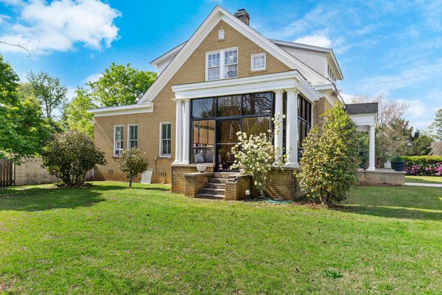 302 N 1st Street, Cameron, SC 29030