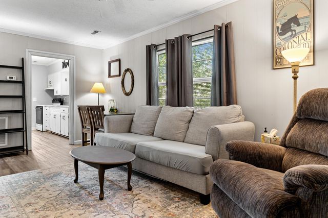 302 N 1st Street, Cameron, SC 29030