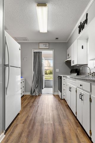 302 N 1st Street, Cameron, SC 29030