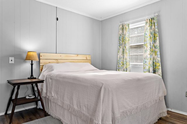 302 N 1st Street, Cameron, SC 29030