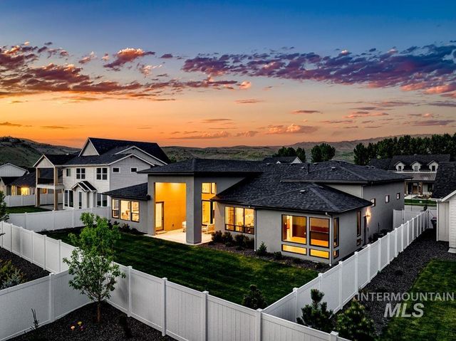 14227 N Hornbill Way, Boise, ID 83714