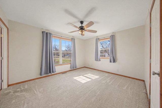 115 Sussex Place, Brooklyn, MI 49230