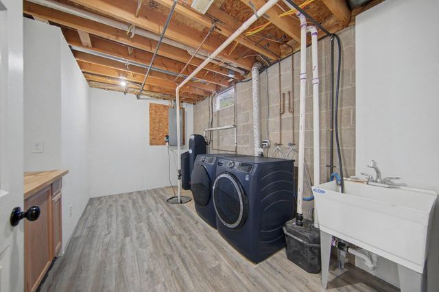 115 Sussex Place, Brooklyn, MI 49230