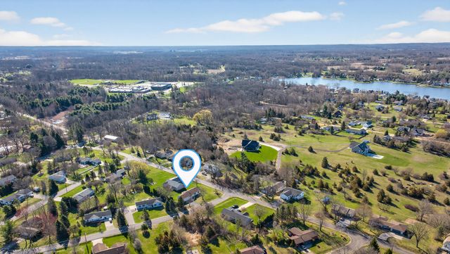 115 Sussex Place, Brooklyn, MI 49230
