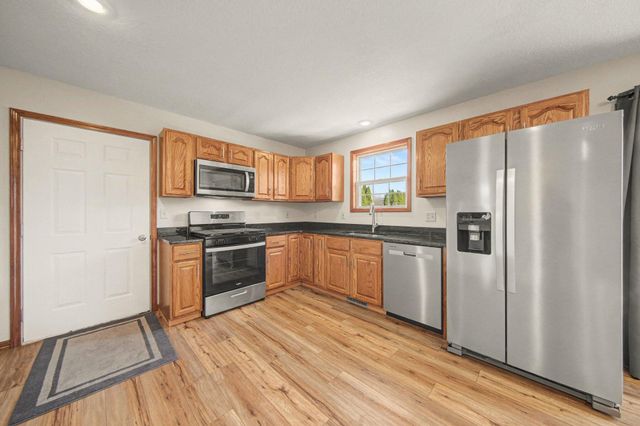 115 Sussex Place, Brooklyn, MI 49230