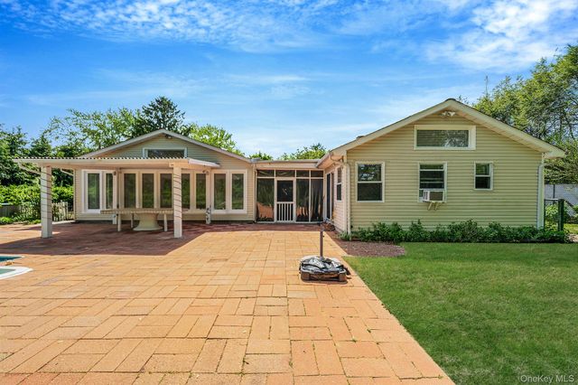 5 Tawny Pass, South Setauket, NY 11720